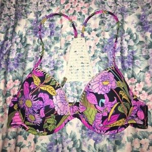 Victoria’s Secret bikini top